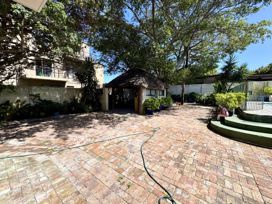 To Let 2 Bedroom Property for Rent in Table View Western Cape